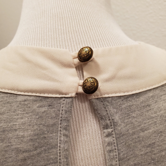 SALE! Mossimo Top with Embroidery - Picture 4 of 4